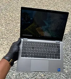 Laptop Dell Latitude 5320 16GB Intel Core i7 SSD 256GB