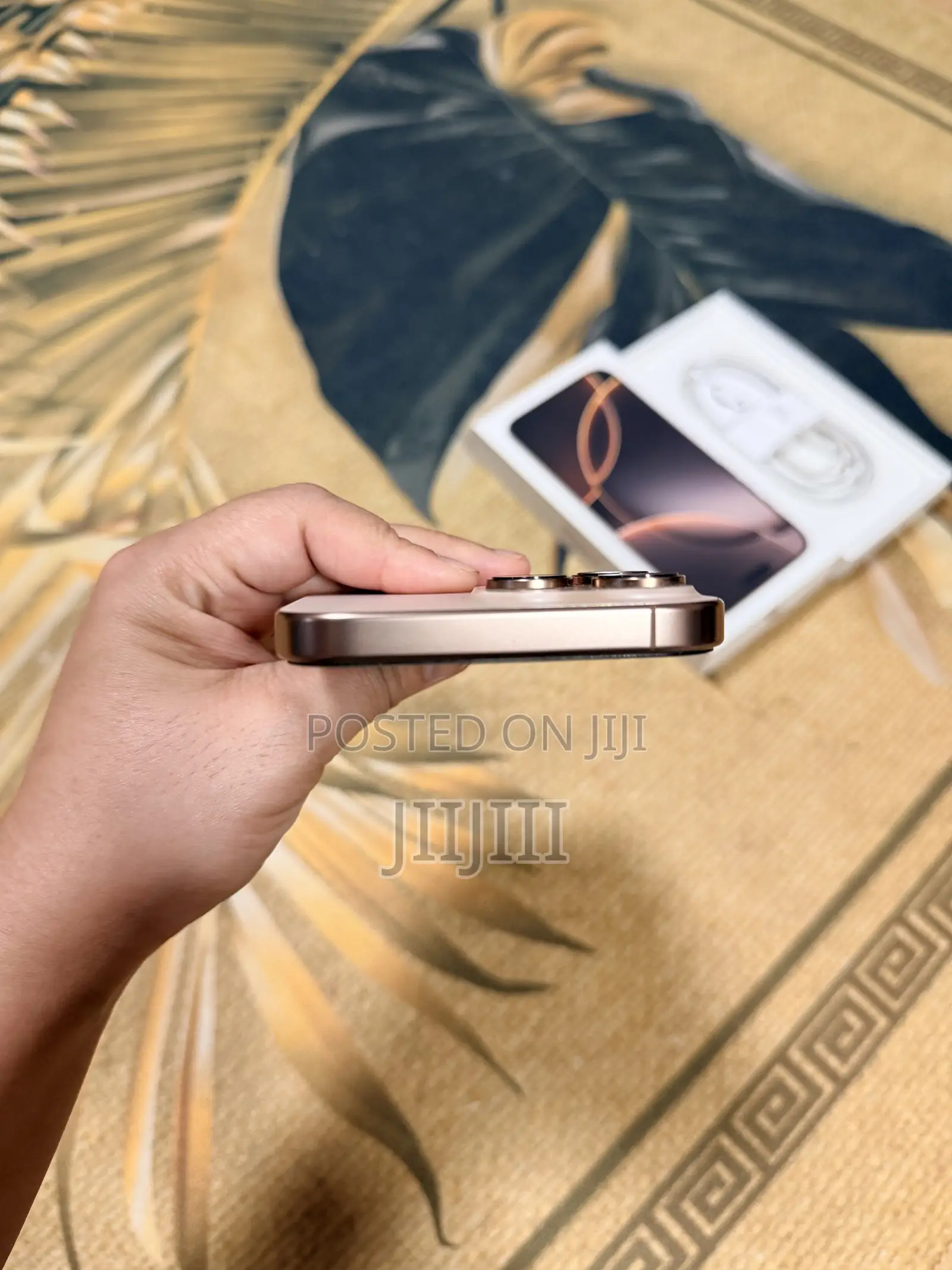 Apple iPhone 16 Pro Max 256 GB Gold