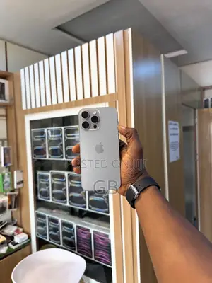Apple iPhone 15 Pro Max 512 GB
