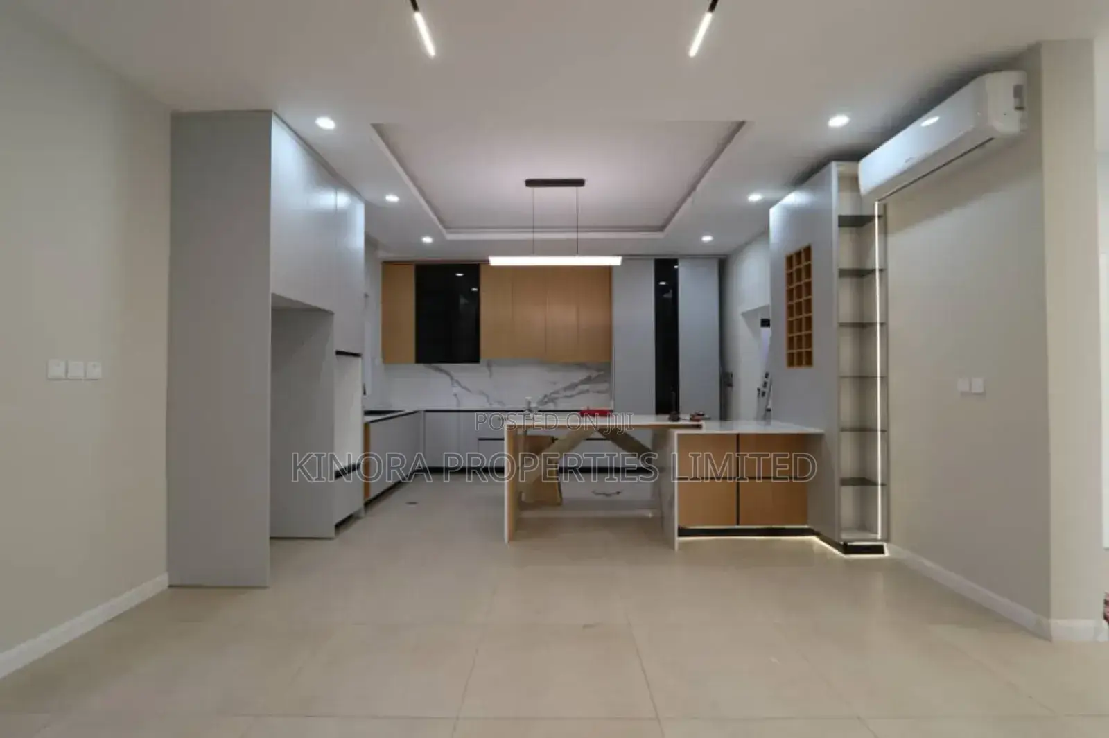 6bdrm Duplex in Spintex for sale