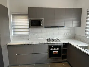 4bdrm House in Kofisela Properties, Oyarifa for sale