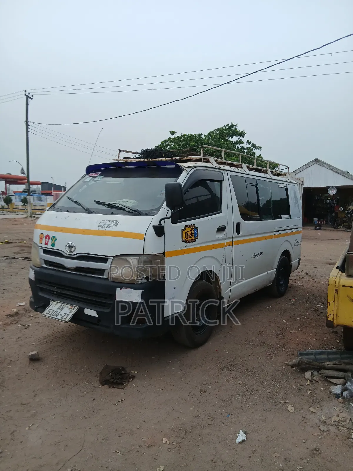 Toyota HiAce 2010 White