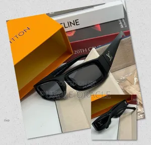 Louis Vuitton Black Squared Frame.