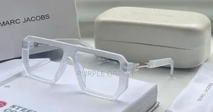 Marc Jacobs Ice Day Frame.
