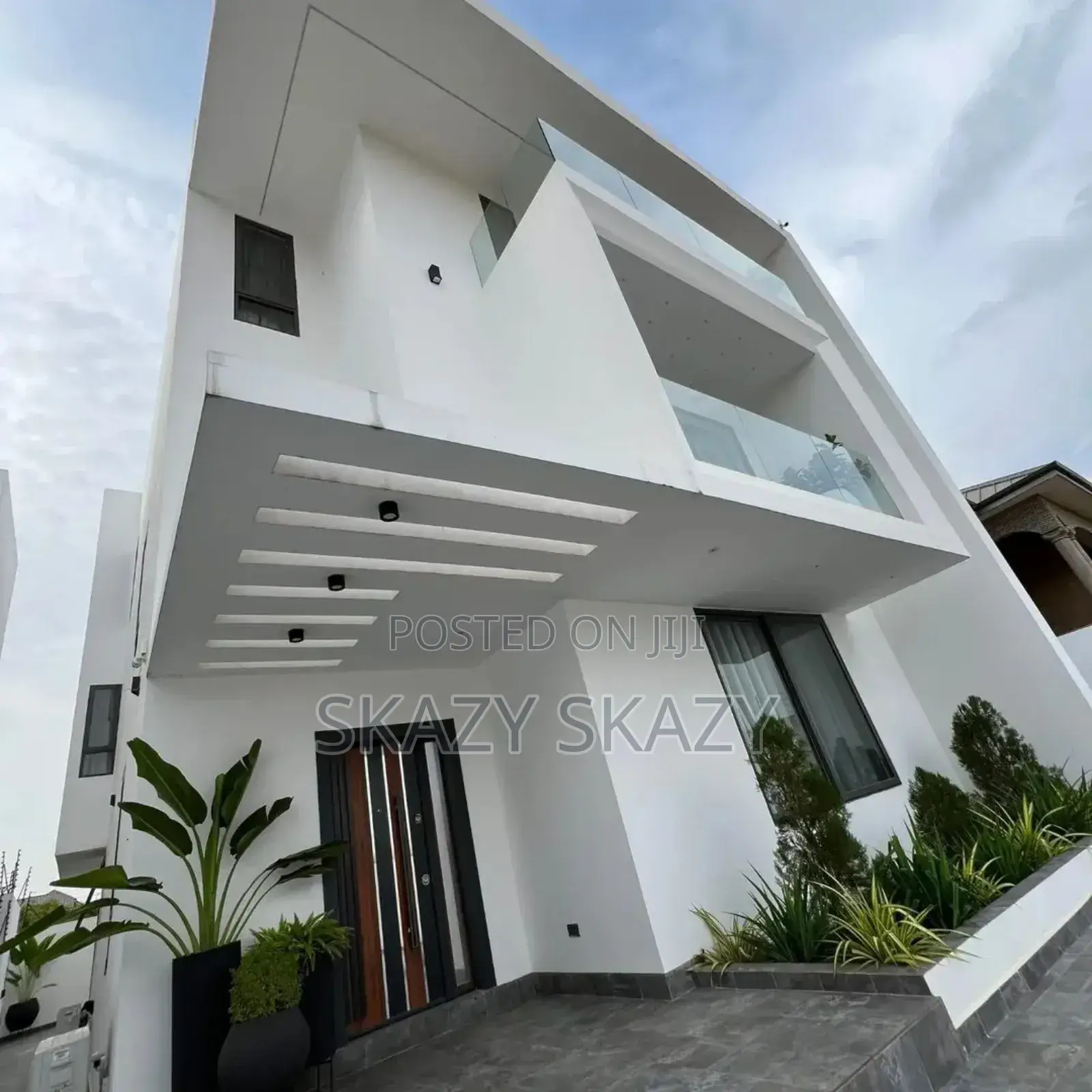 4 Bedroom House With Boys Quarters. Fully Finished