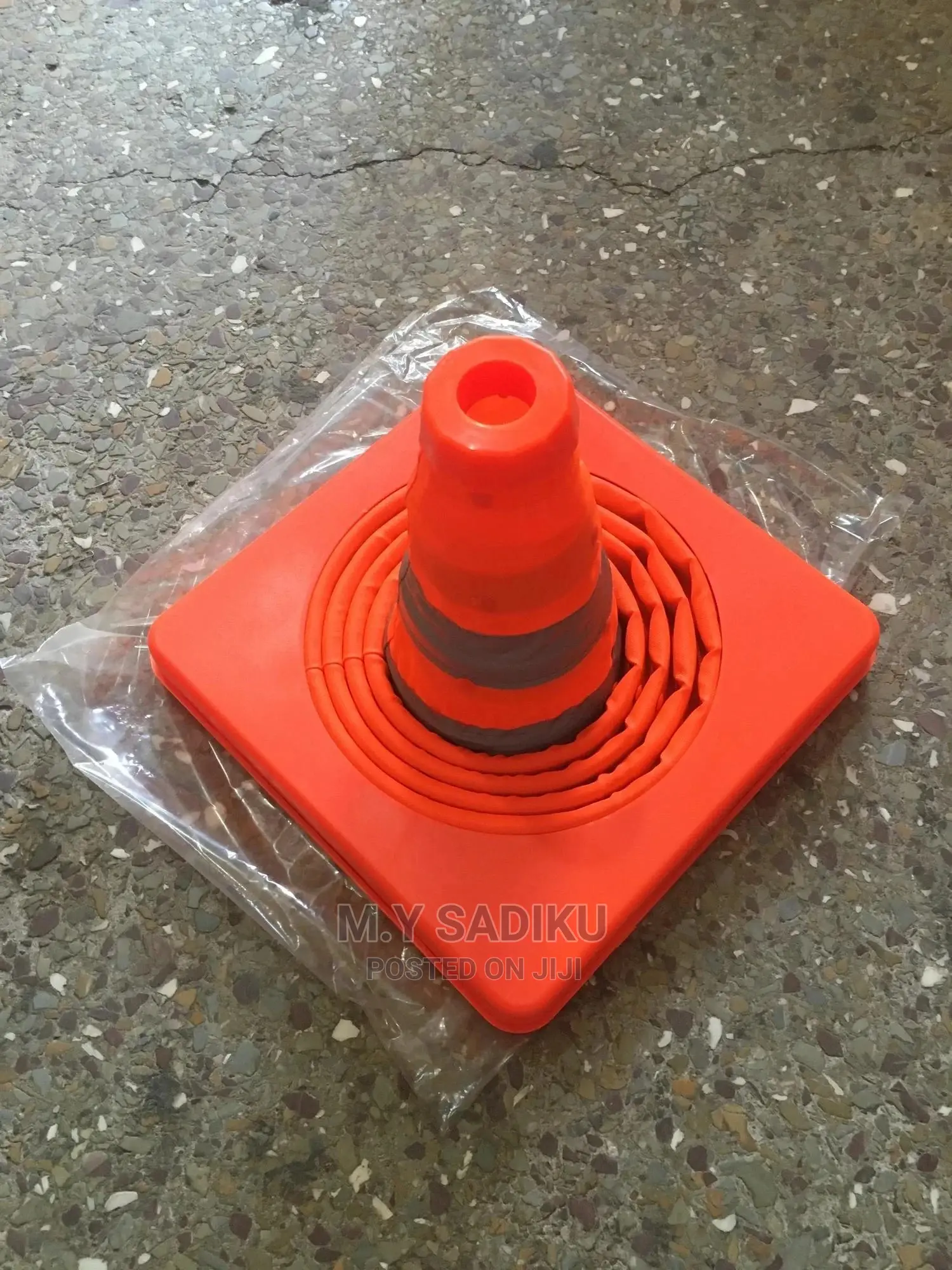 Traffic Cone (Foldable)