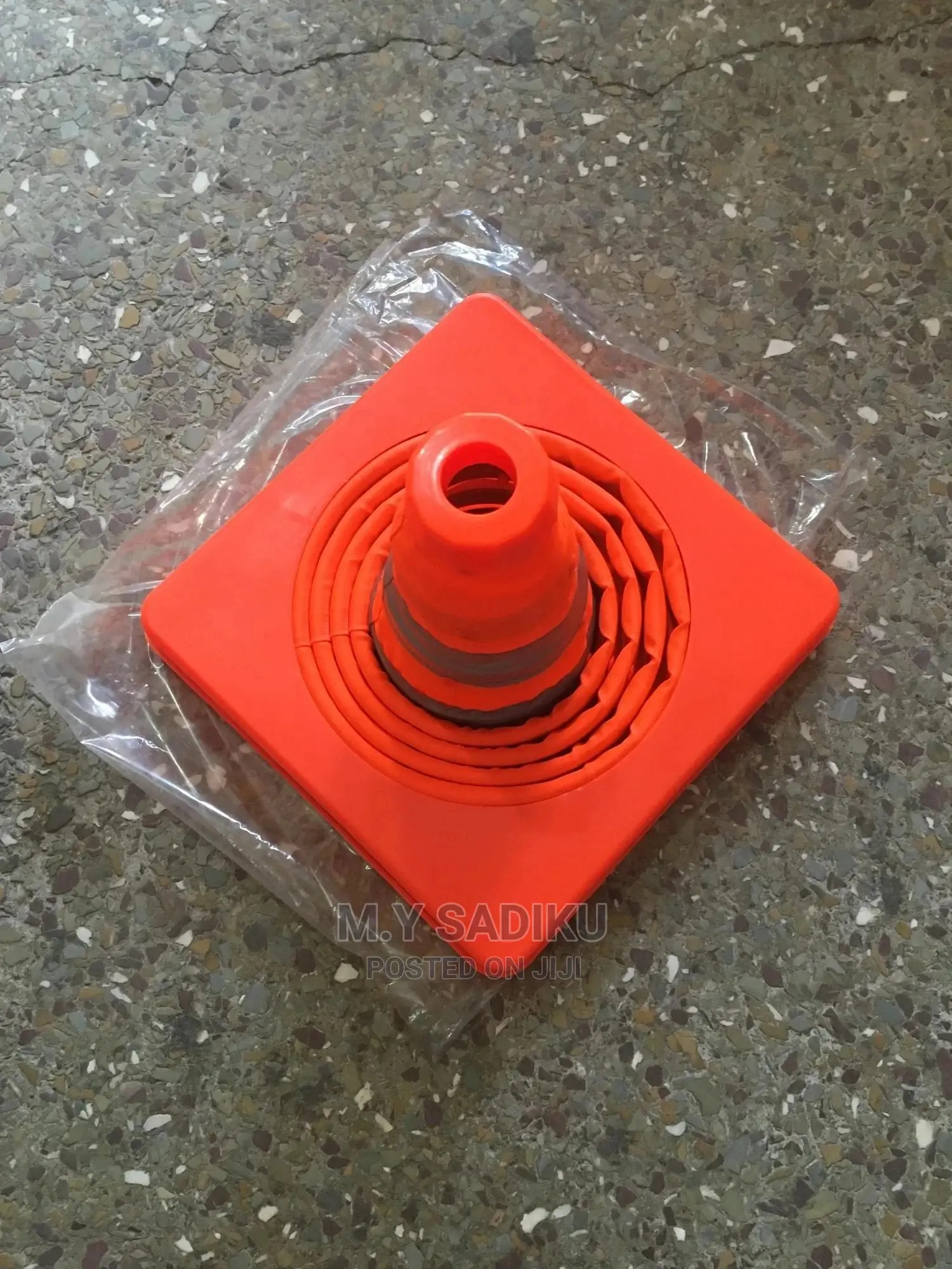 Traffic Cone (Foldable)