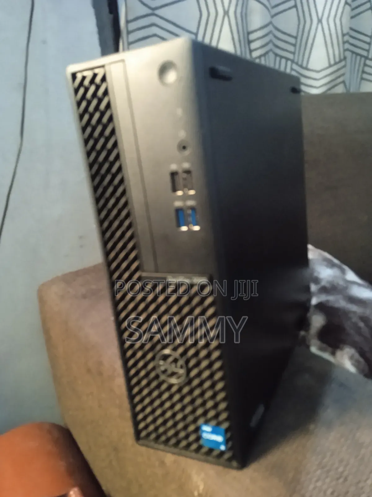 Desktop Computer Dell OptiPlex 3000 MT 4GB Intel HDD 500GB