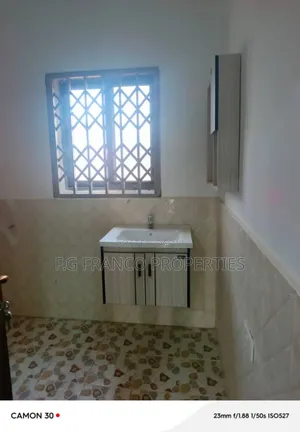 1bdrm Apartment in Kg Franco Properties, Nungua for rent