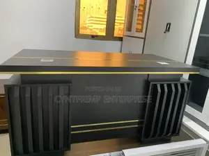 Modern Luxurious Executive Office Desk