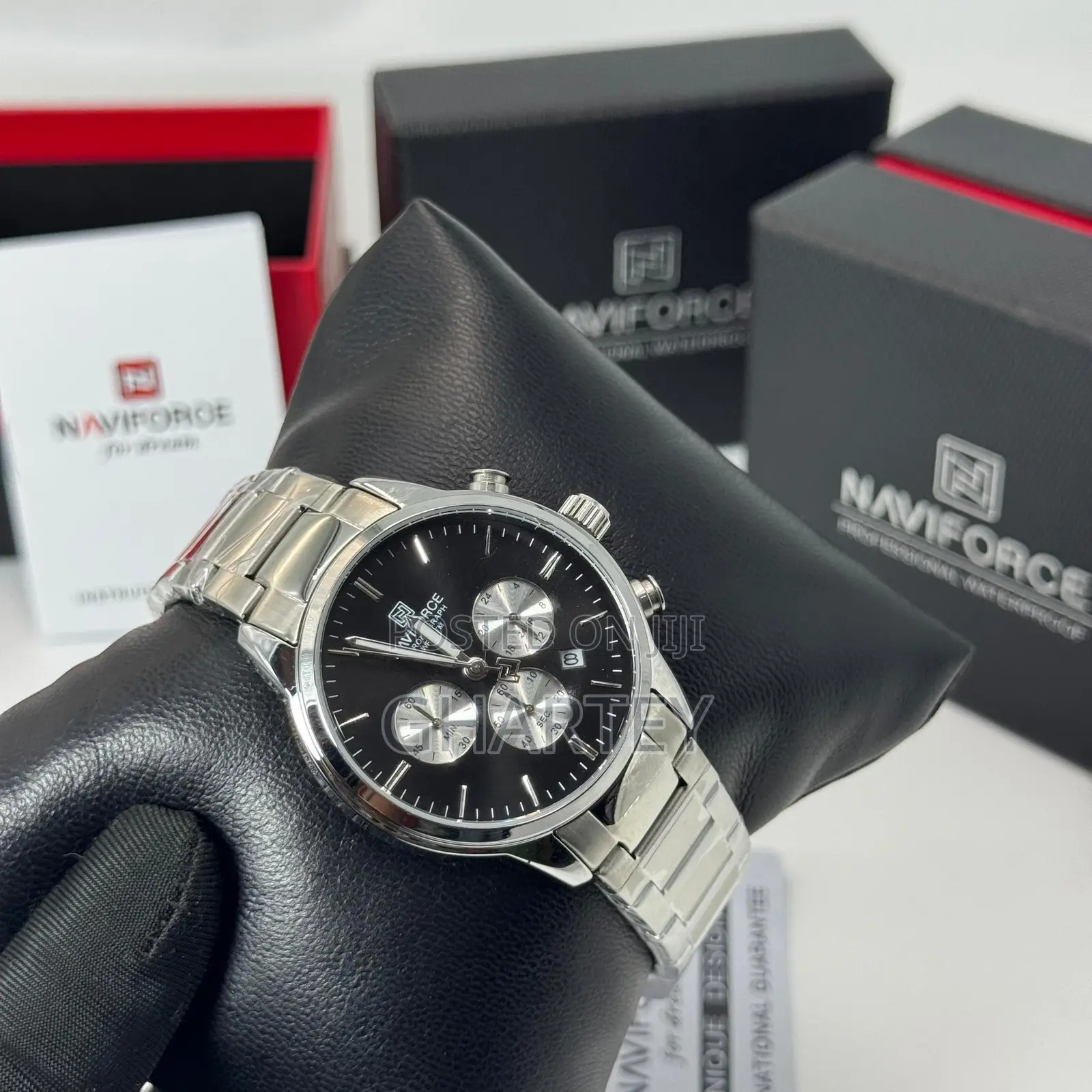 Naviforce Stainless Steel Band Luminous Date Display Chronometer
