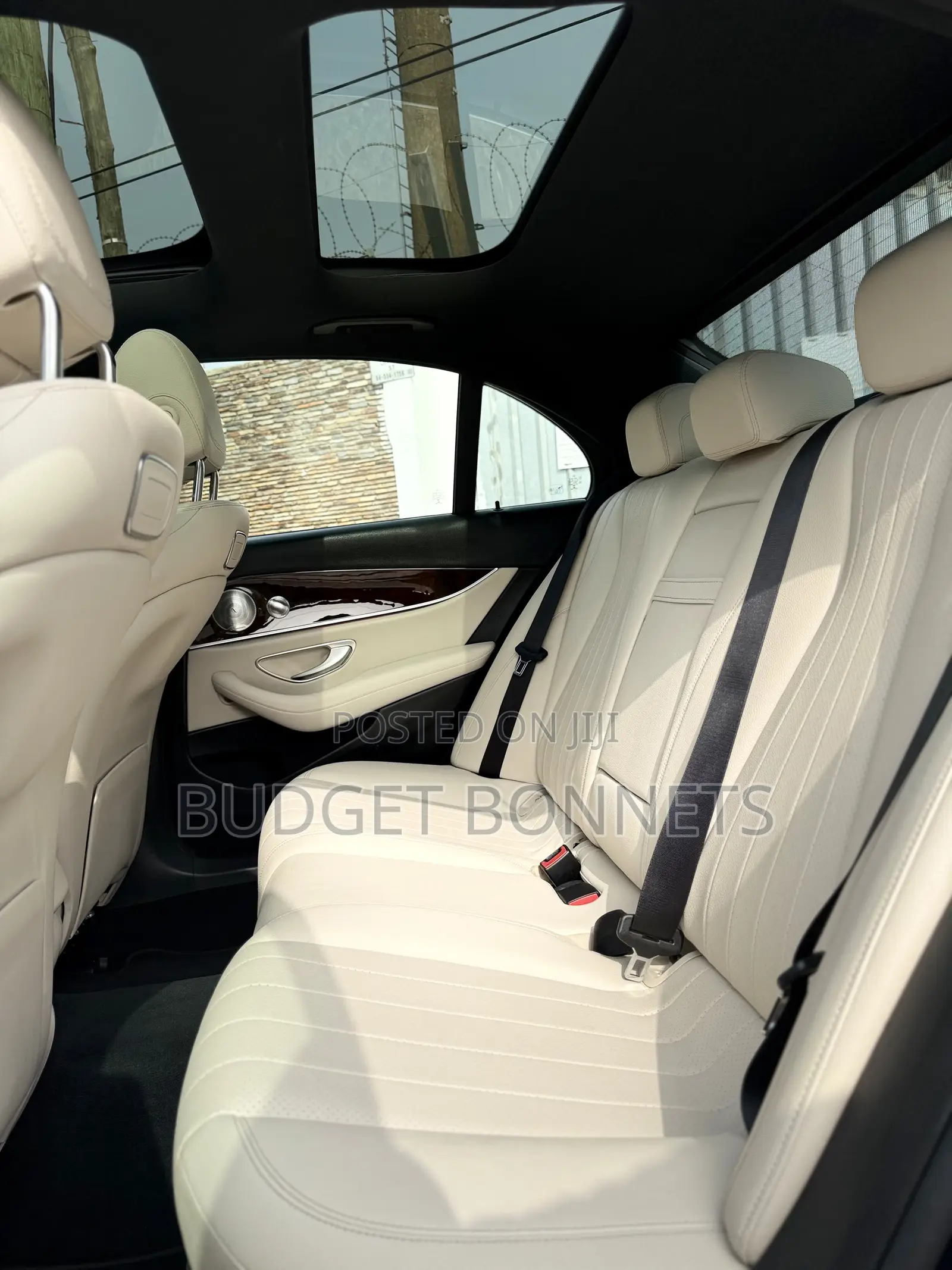 Mercedes-Benz E300 2018 Blue