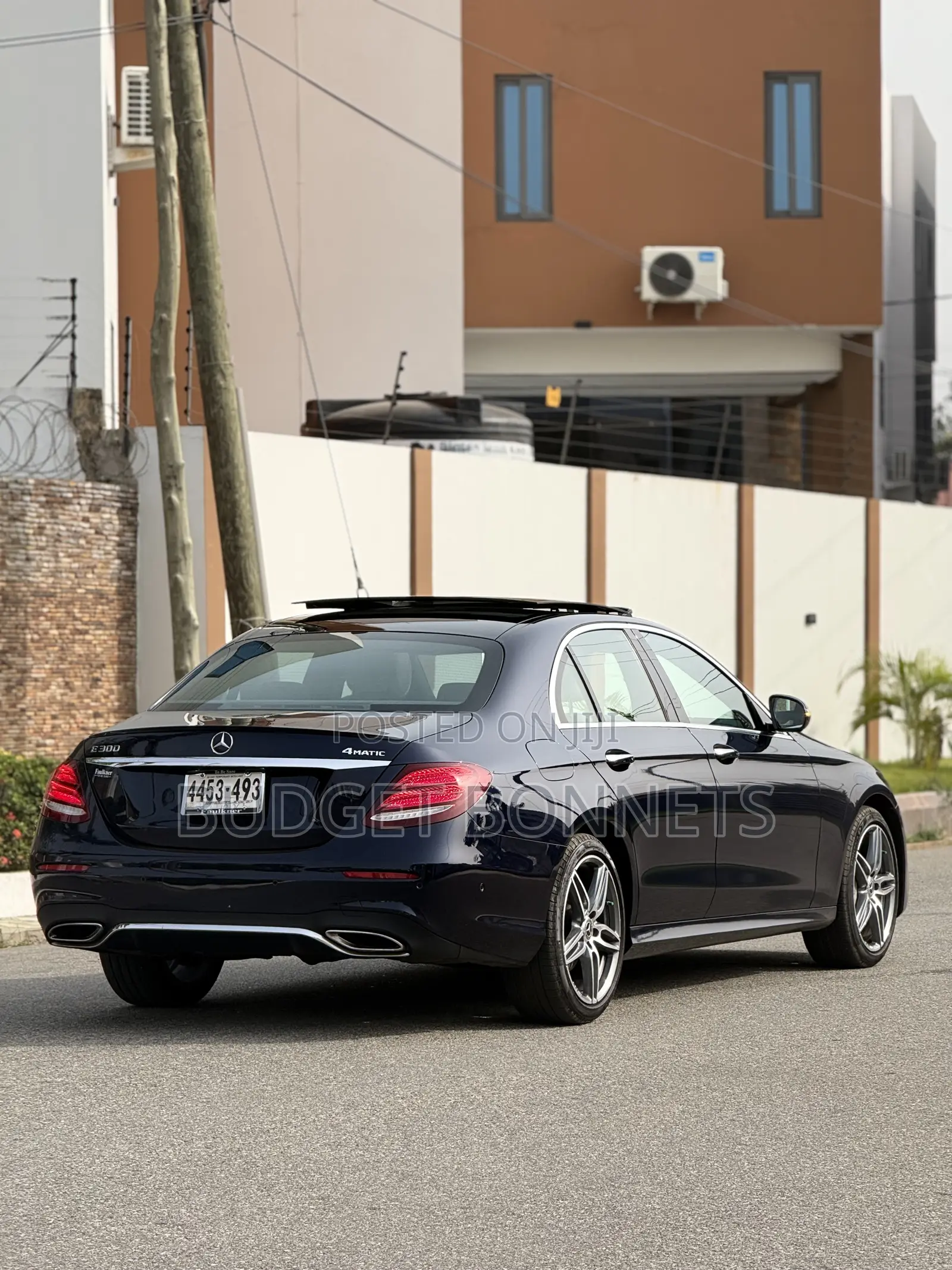 Mercedes-Benz E300 2018 Blue