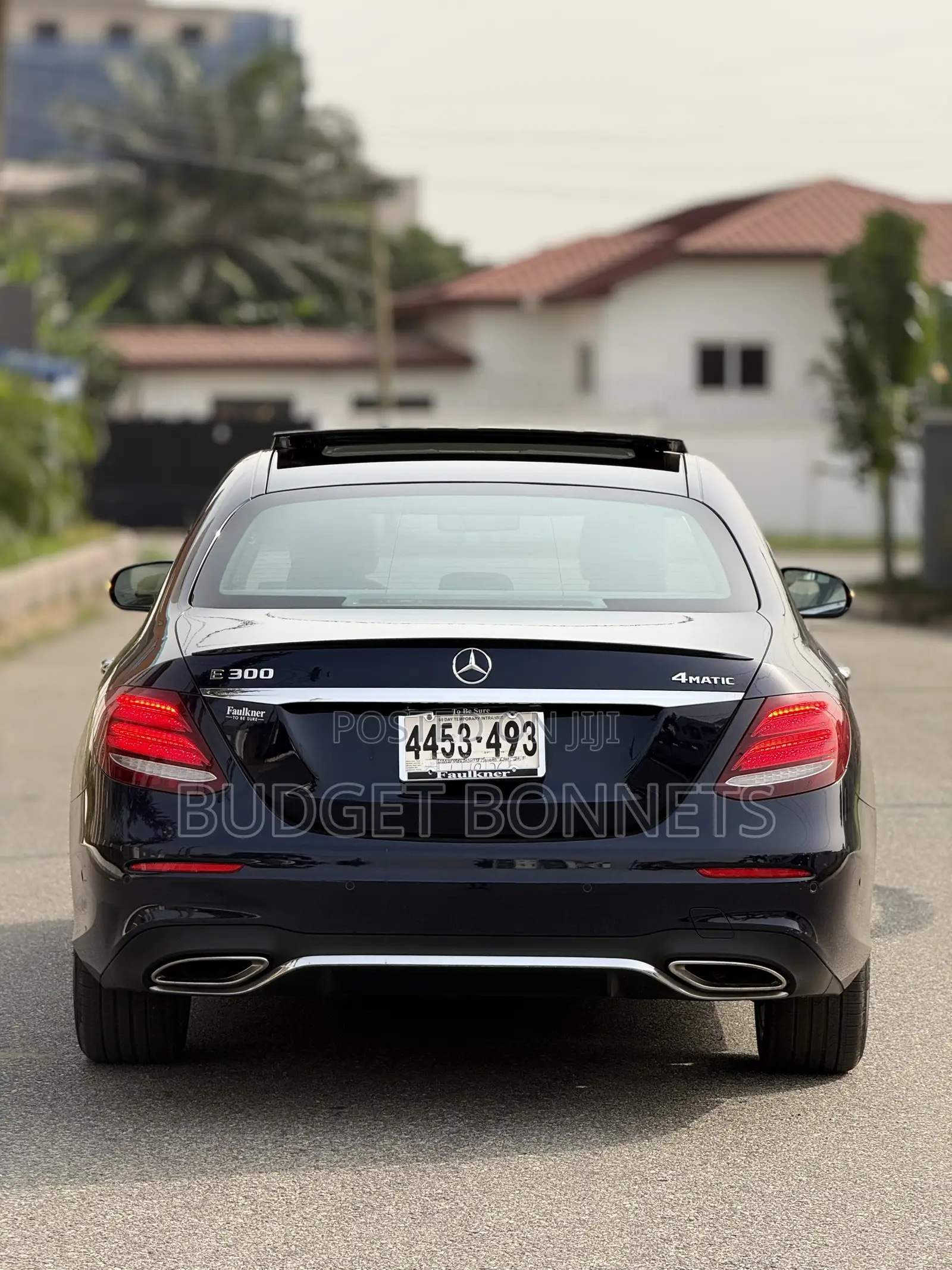 Mercedes-Benz E300 2018 Blue