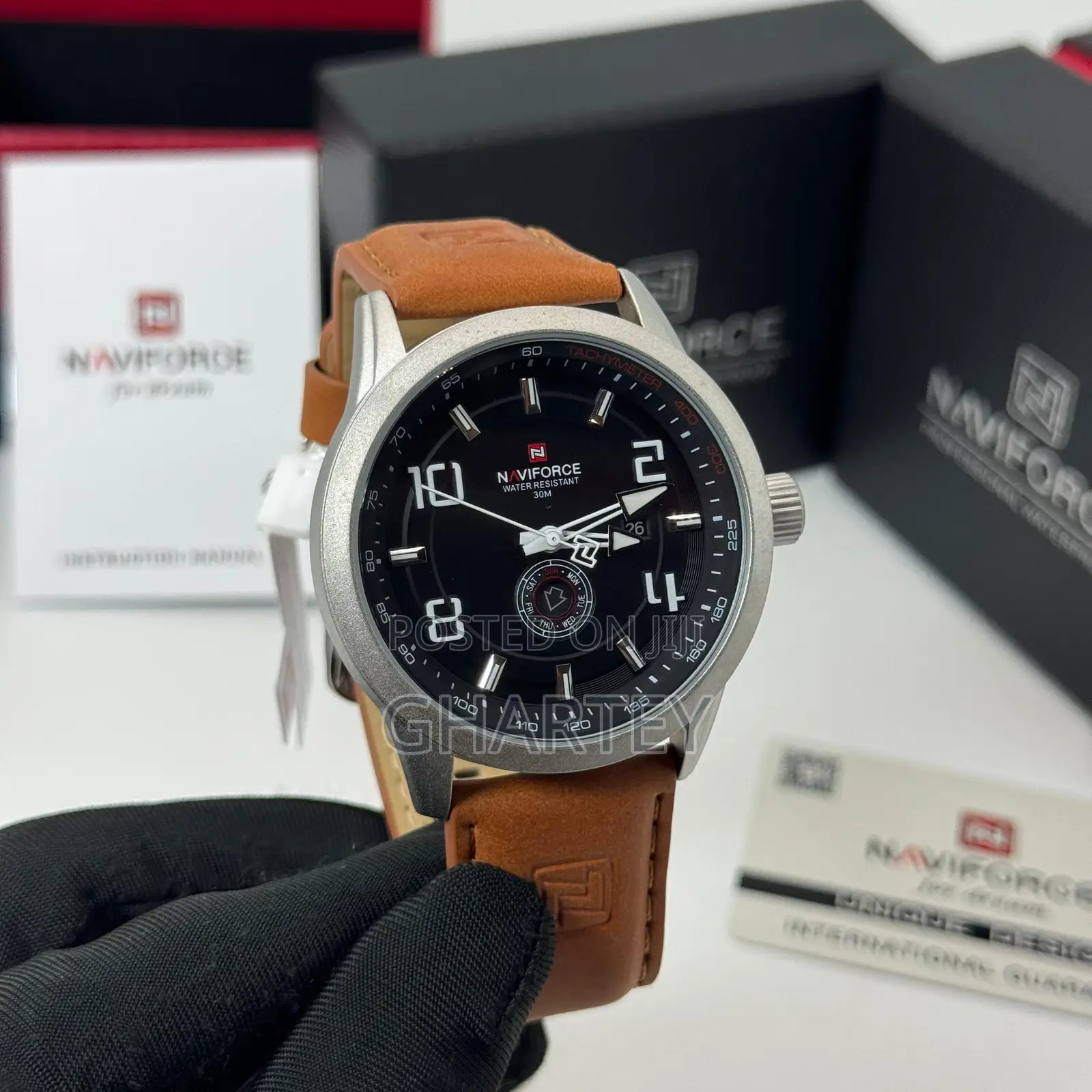 Naviforce Sports Leather Men's Fashion Classic Waterproof Watch