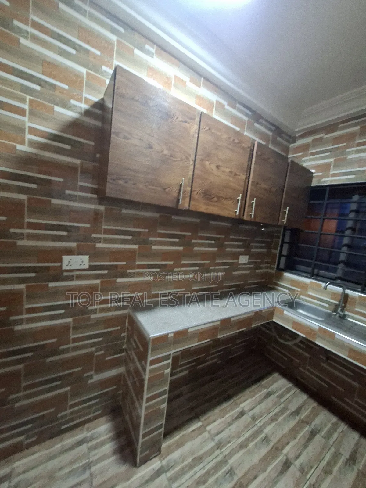 1bdrm Apartment in Kwabenya . for rent