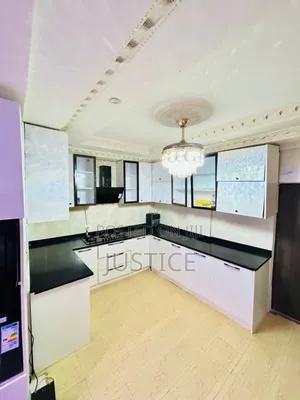7bdrm Mansion in Trasacco, East Legon for sale