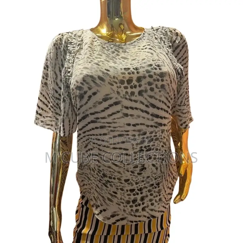 Women's Animal Print Short Sleeve Top – Stylish & Lightweight