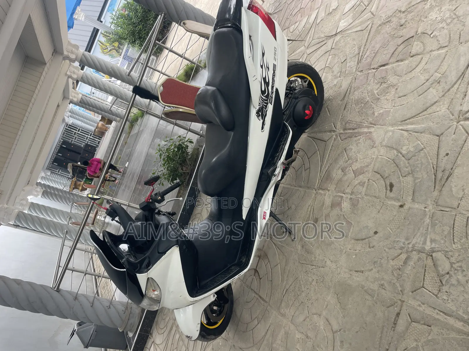 Yamaha Majesty 2026 White