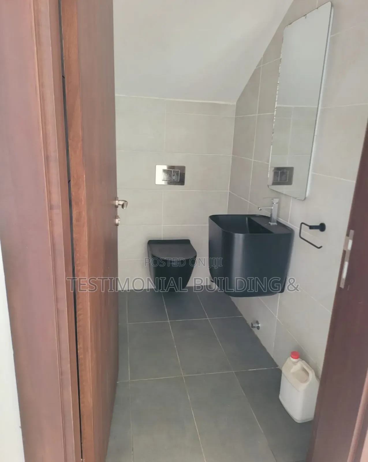 4bdrm House in Testimonial Building, East Legon for sale