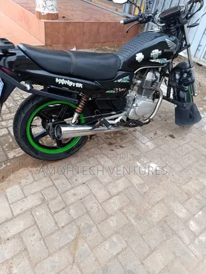 Honda CB 2005 Black
