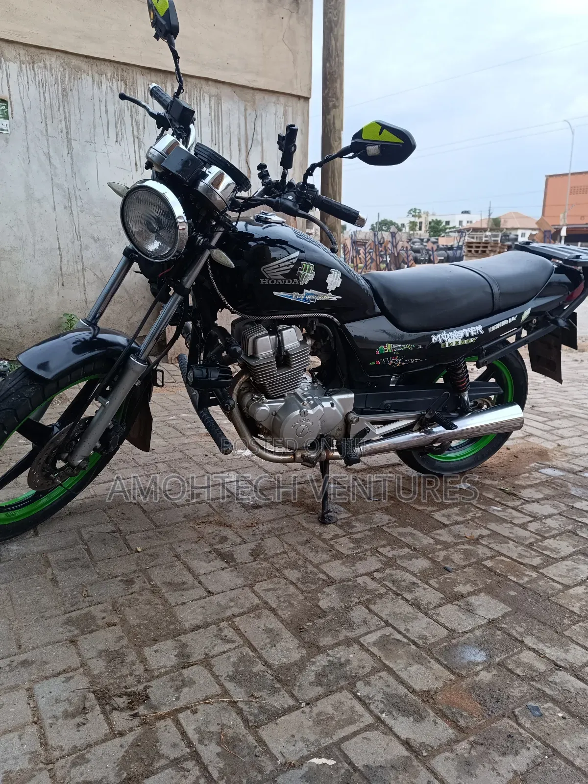 Honda CB 2005 Black