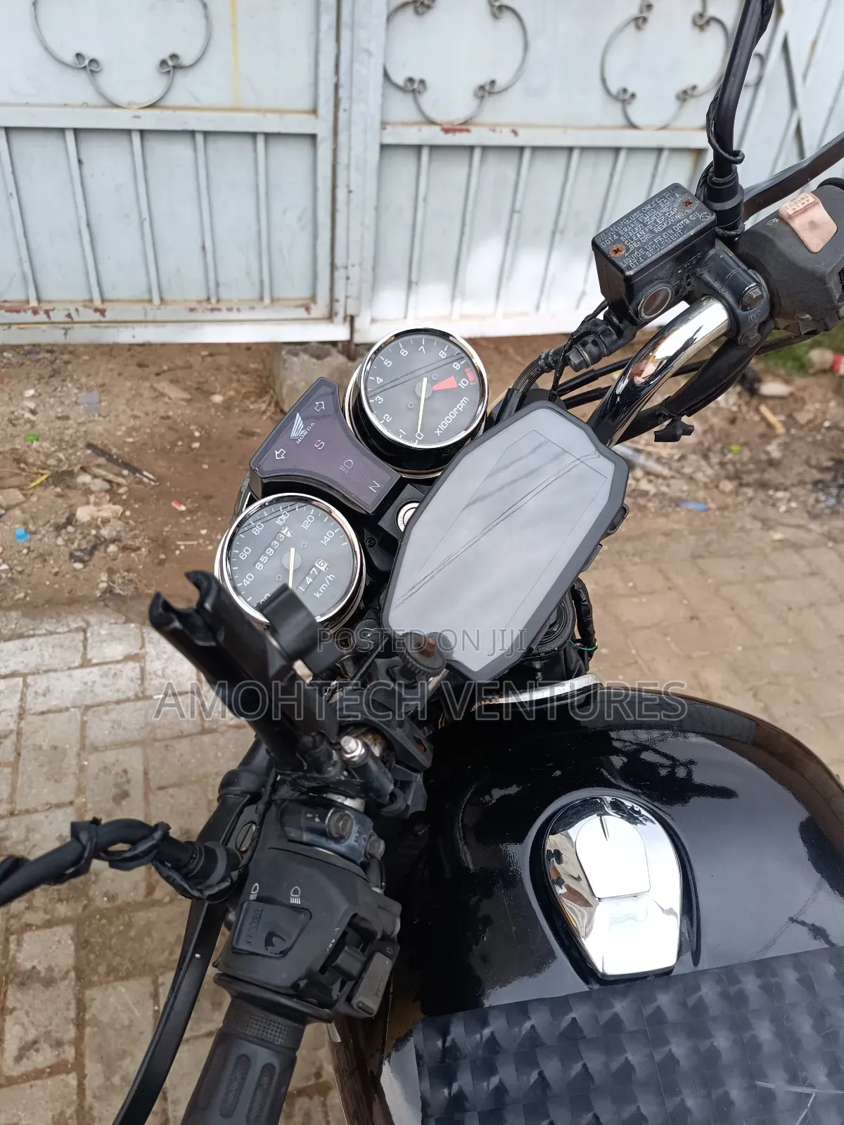 Honda CB 2005 Black