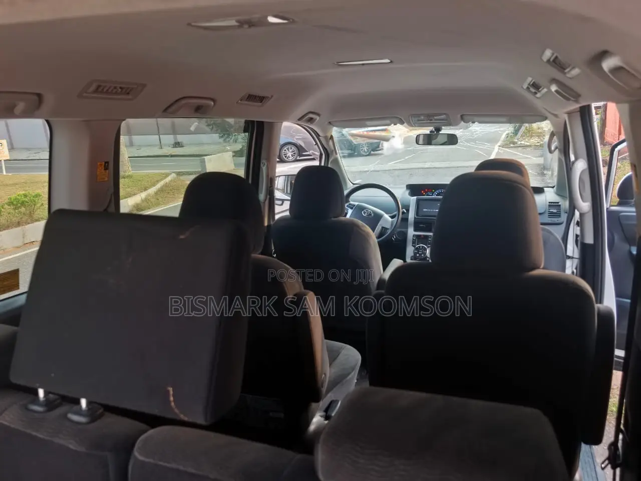 Toyota Voxy 2012 White