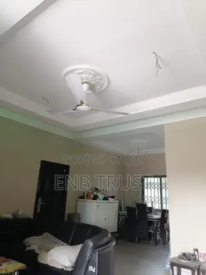 5bdrm House in Amasaman Kuntunse for sale