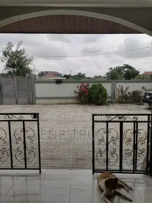 5bdrm House in Amasaman Kuntunse for sale