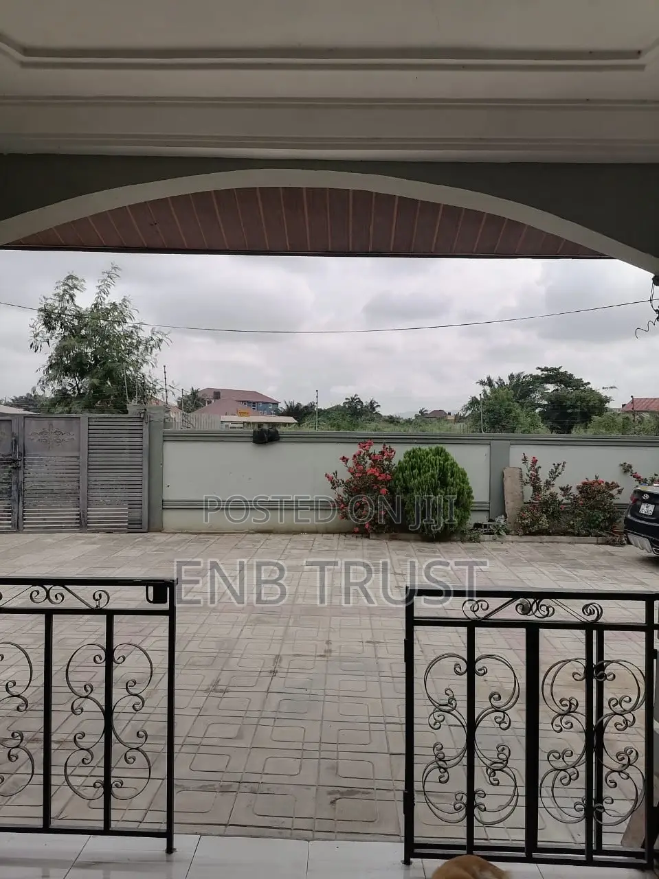5bdrm House in Amasaman Kuntunse for sale