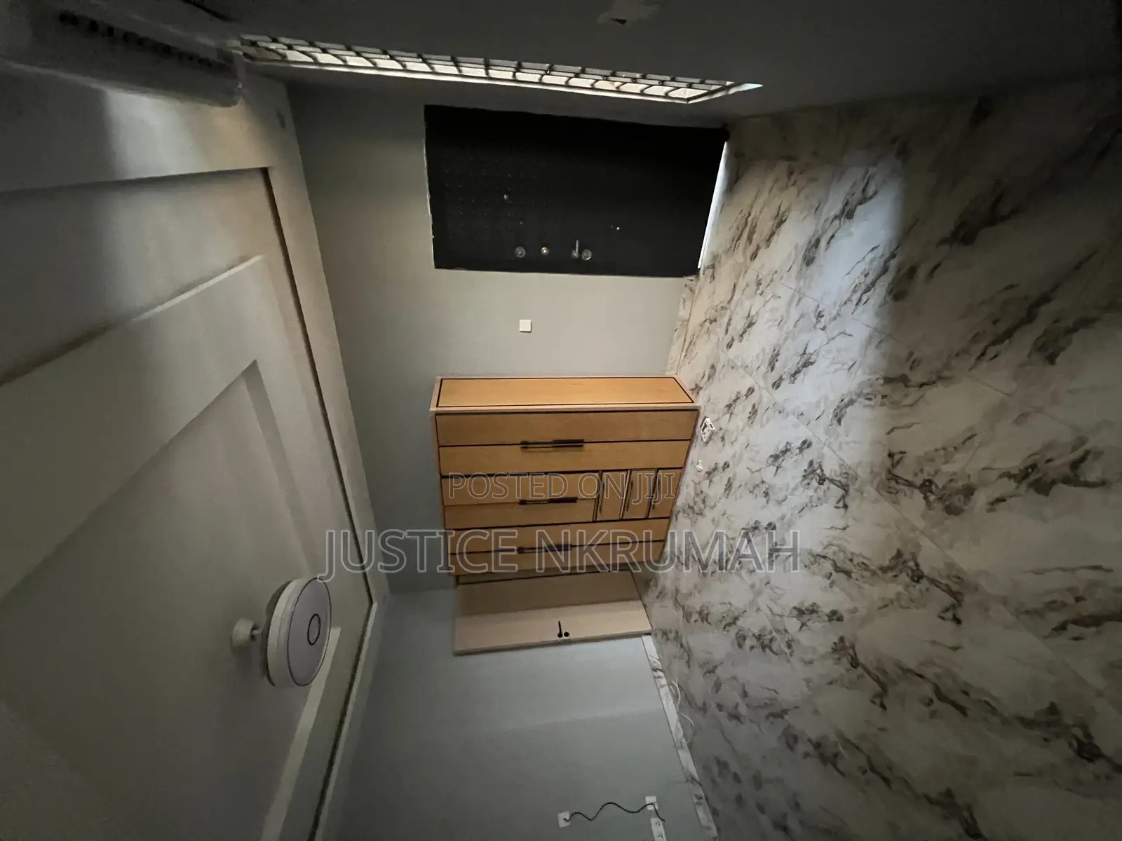 1bdrm Apartment in Mr Justice Estate, Dansoman for rent