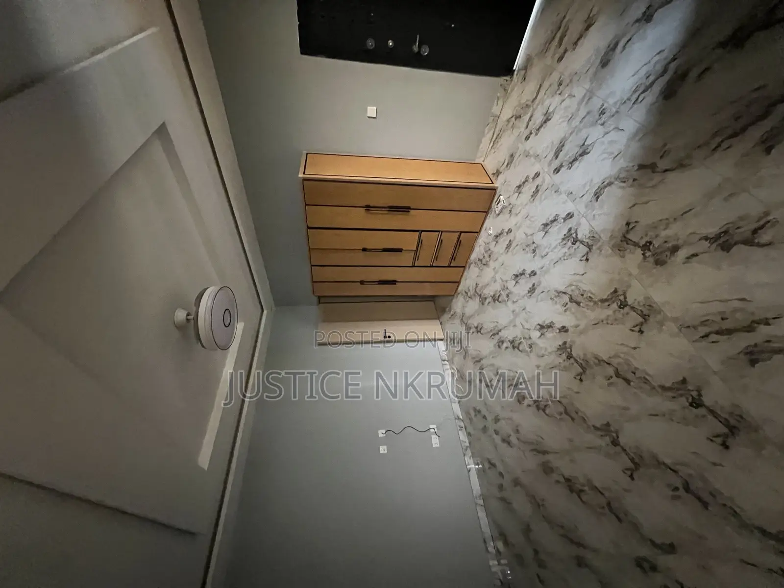 1bdrm Apartment in Mr Justice Estate, Dansoman for rent