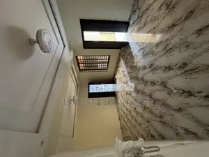 2bdrm Apartment in Mr Justice Estate, Dansoman for rent