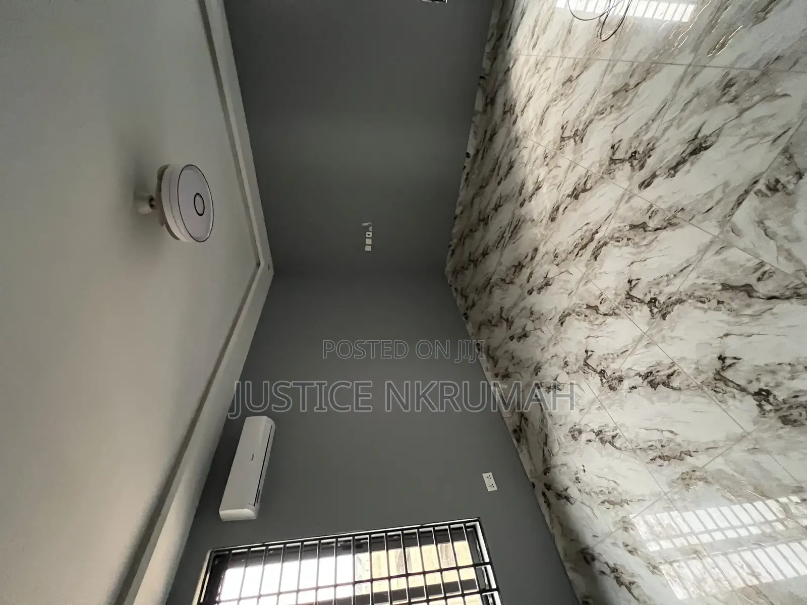 2bdrm Apartment in Mr Justice Estate, Dansoman for rent