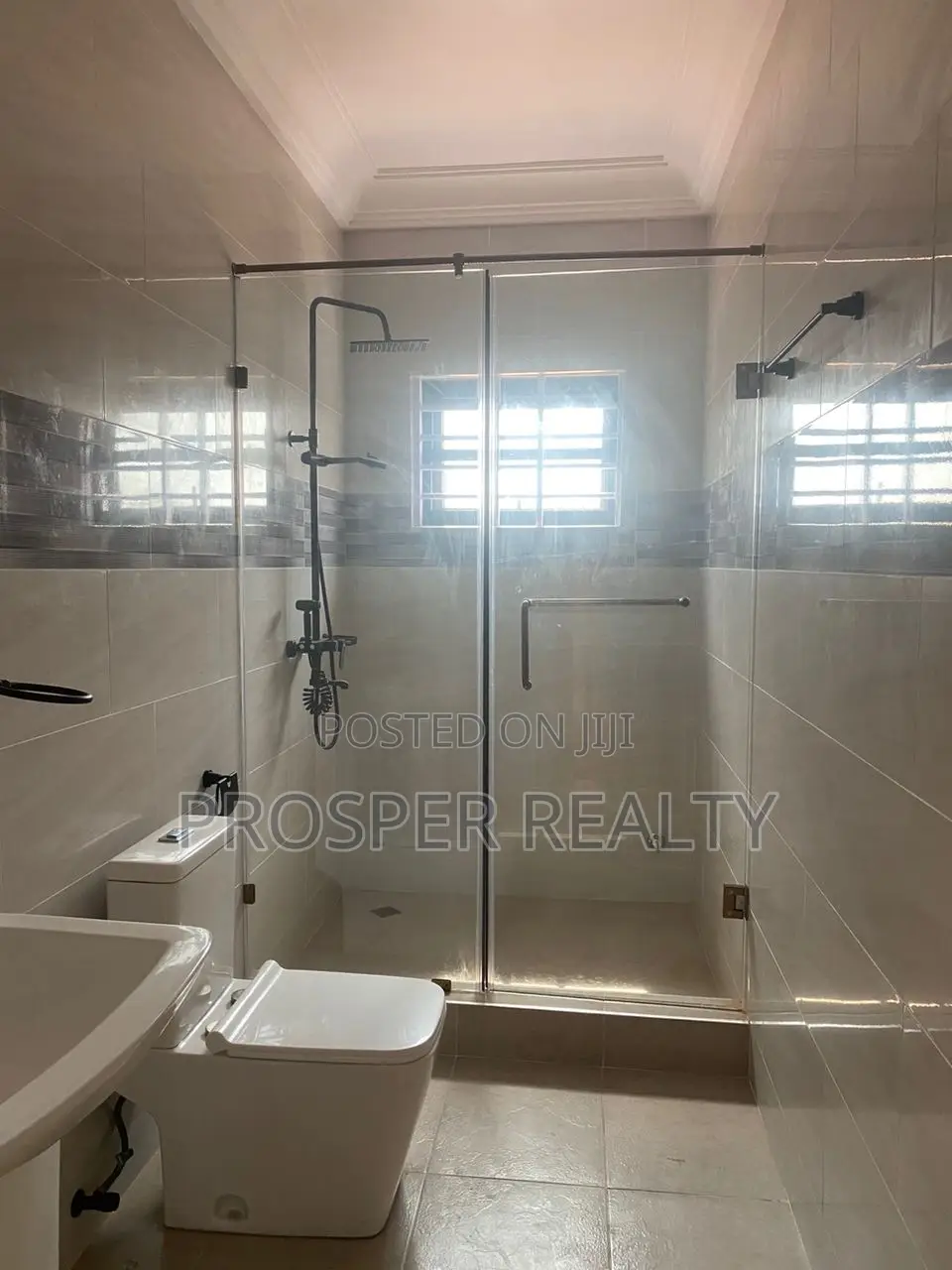 2bdrm Apartment in Spintex for rent