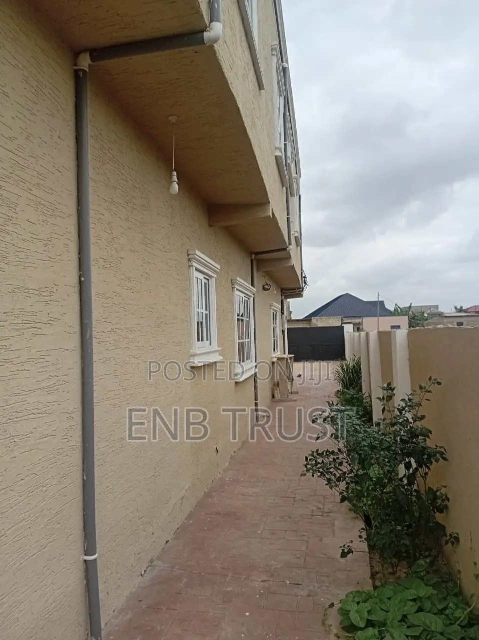 4bdrm Duplex in Amasaman for sale