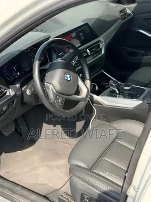 BMW 330i 2019 White