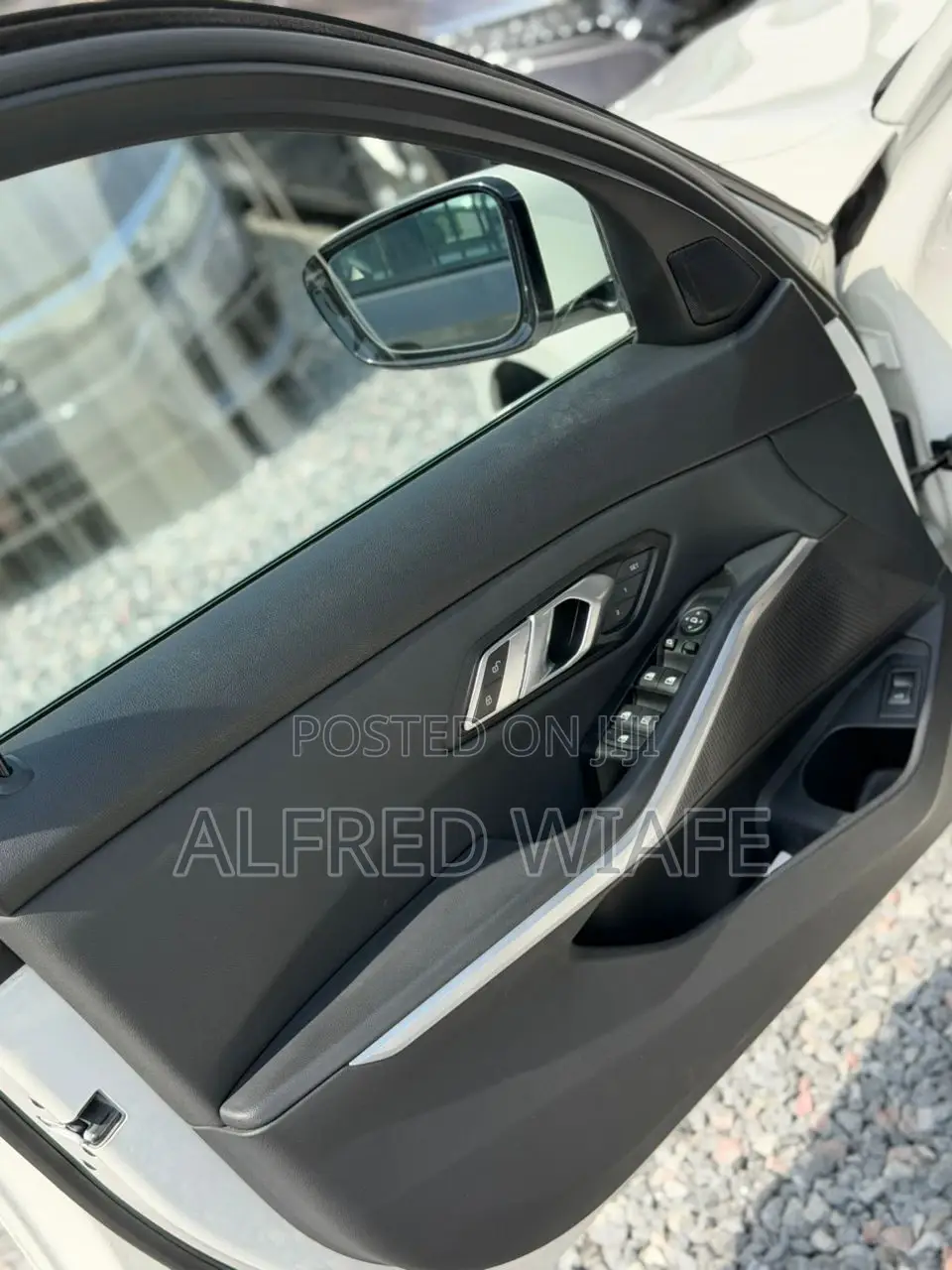 BMW 330i 2019 White
