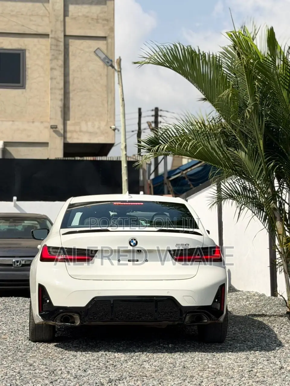BMW 330i 2019 White