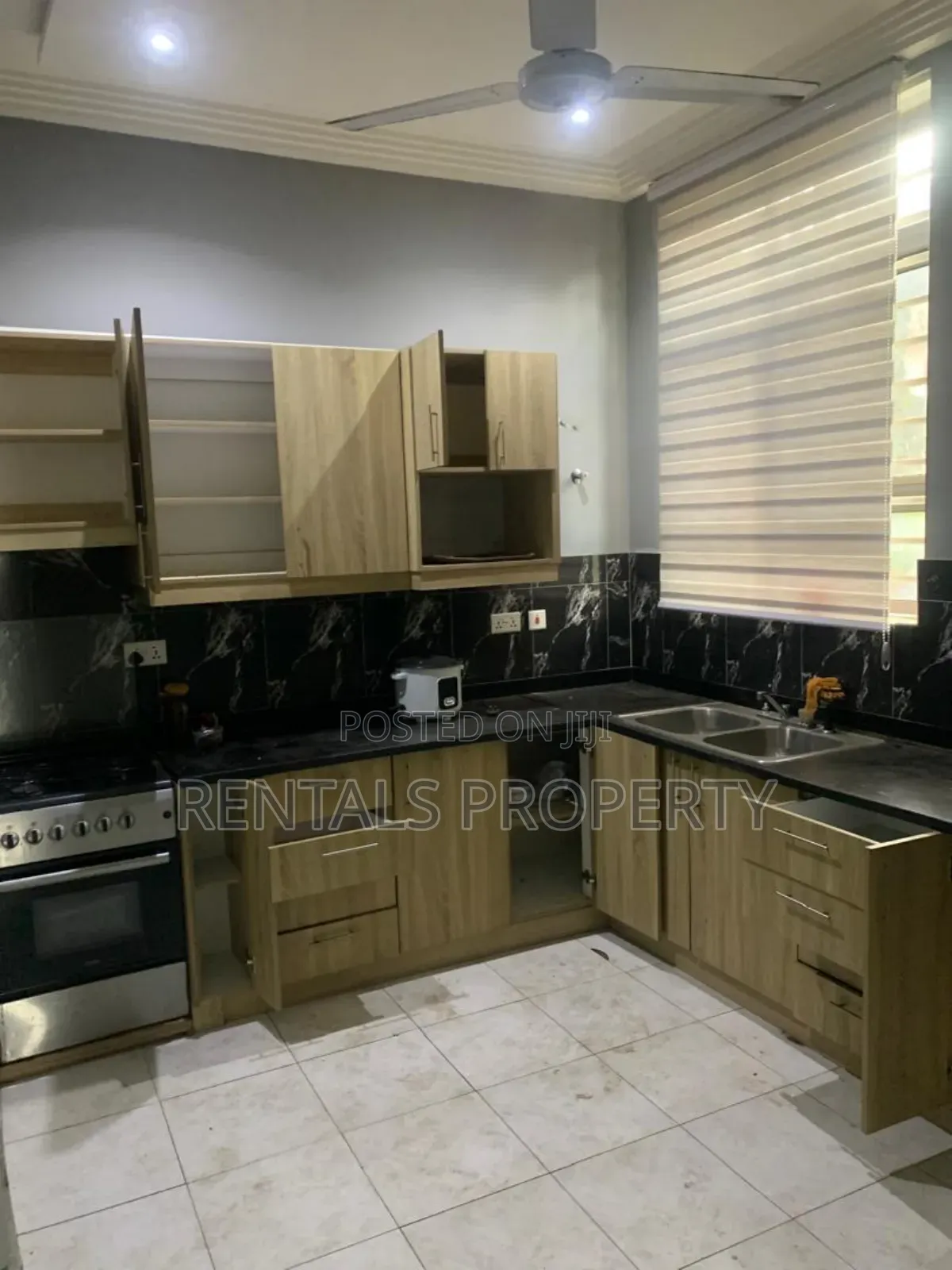 2bdrm Block of Flats in Ashaley Botwe for rent