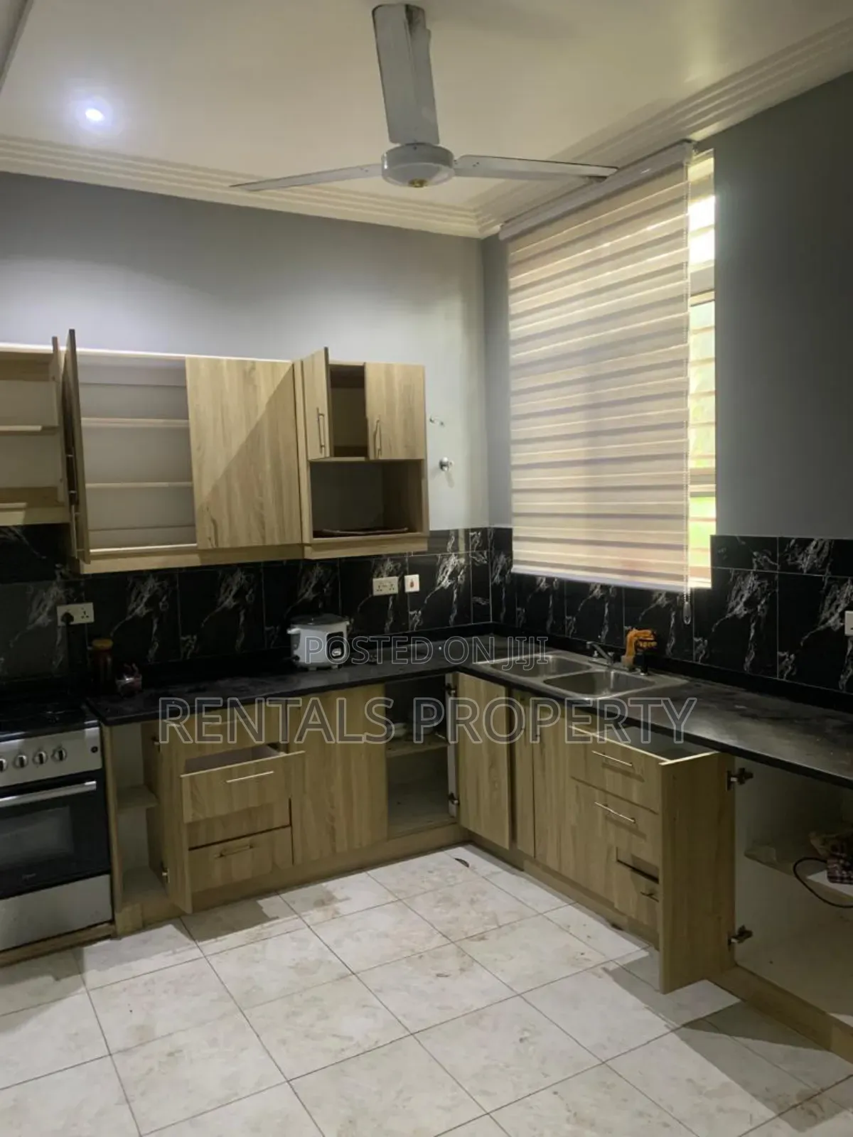 2bdrm Block of Flats in Ashaley Botwe for rent