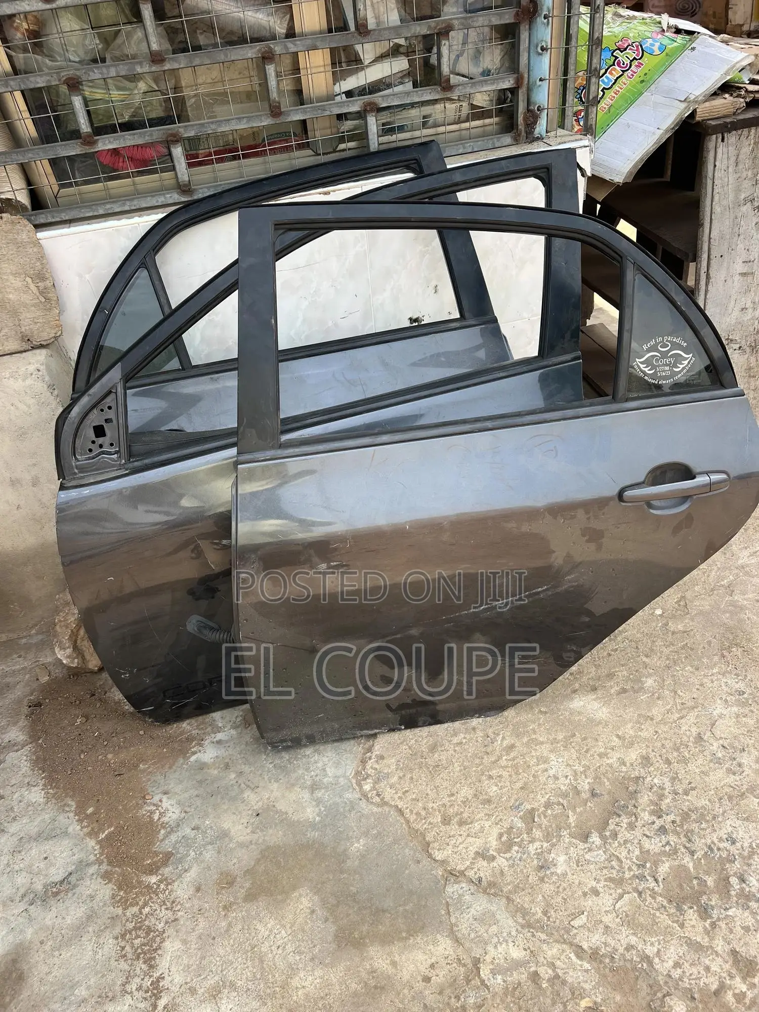 Toyota Corolla 2008,2009,2010,2011,2012,2013 Door