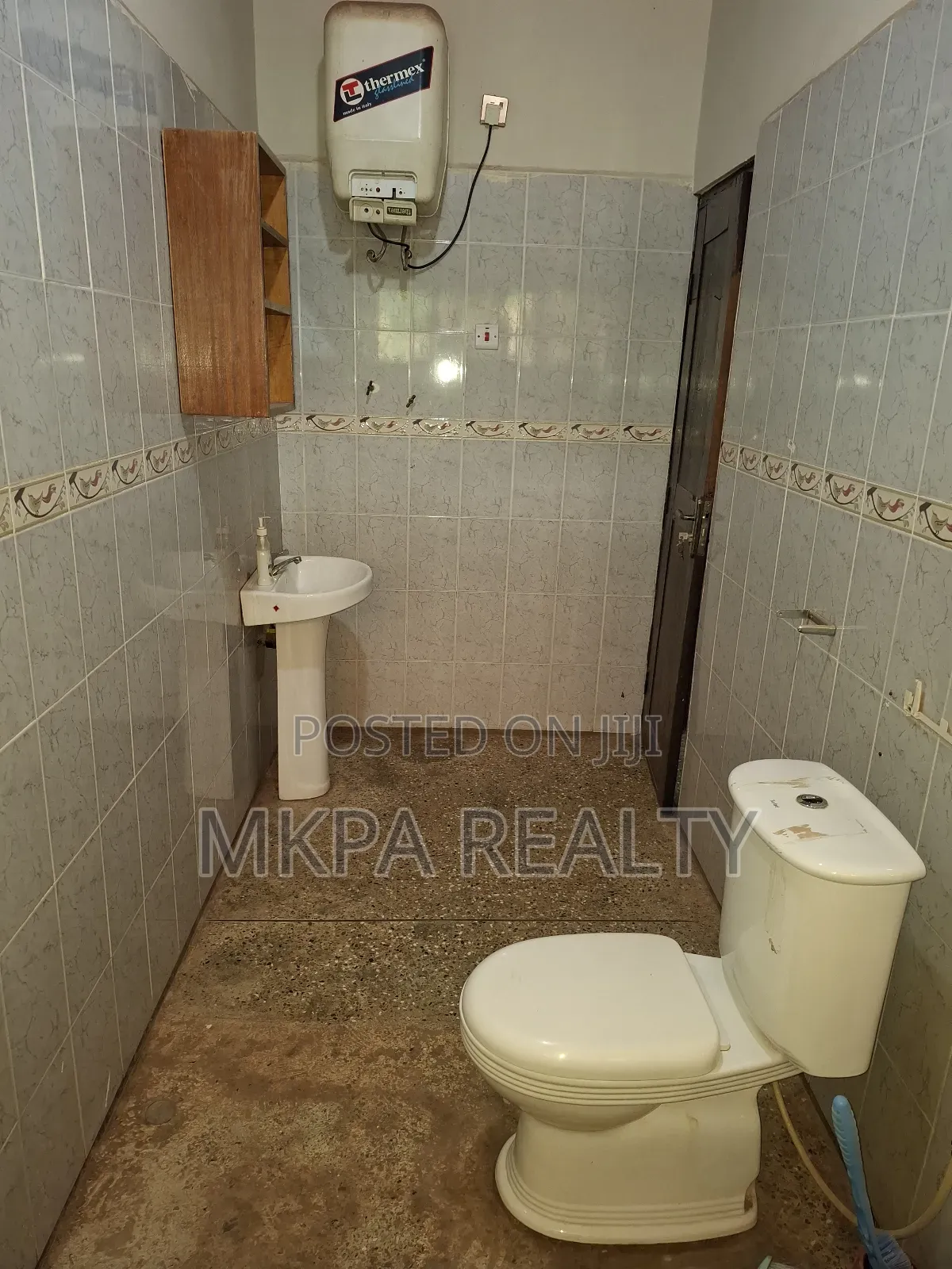 4bdrm House in Mkpa Realty, Tamale Municipal for sale