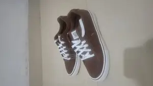 Original Levi's Men's Avery Fashion Athletic Comfort Sneakers