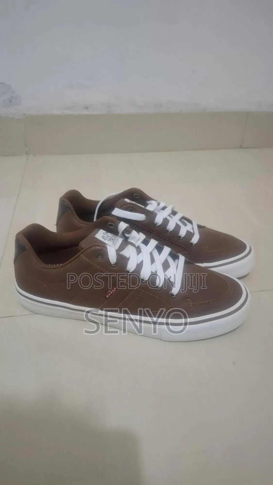 Original Levi's Men's Avery Fashion Athletic Comfort Sneakers