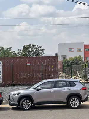 New Toyota Corolla Cross 2025 Silver