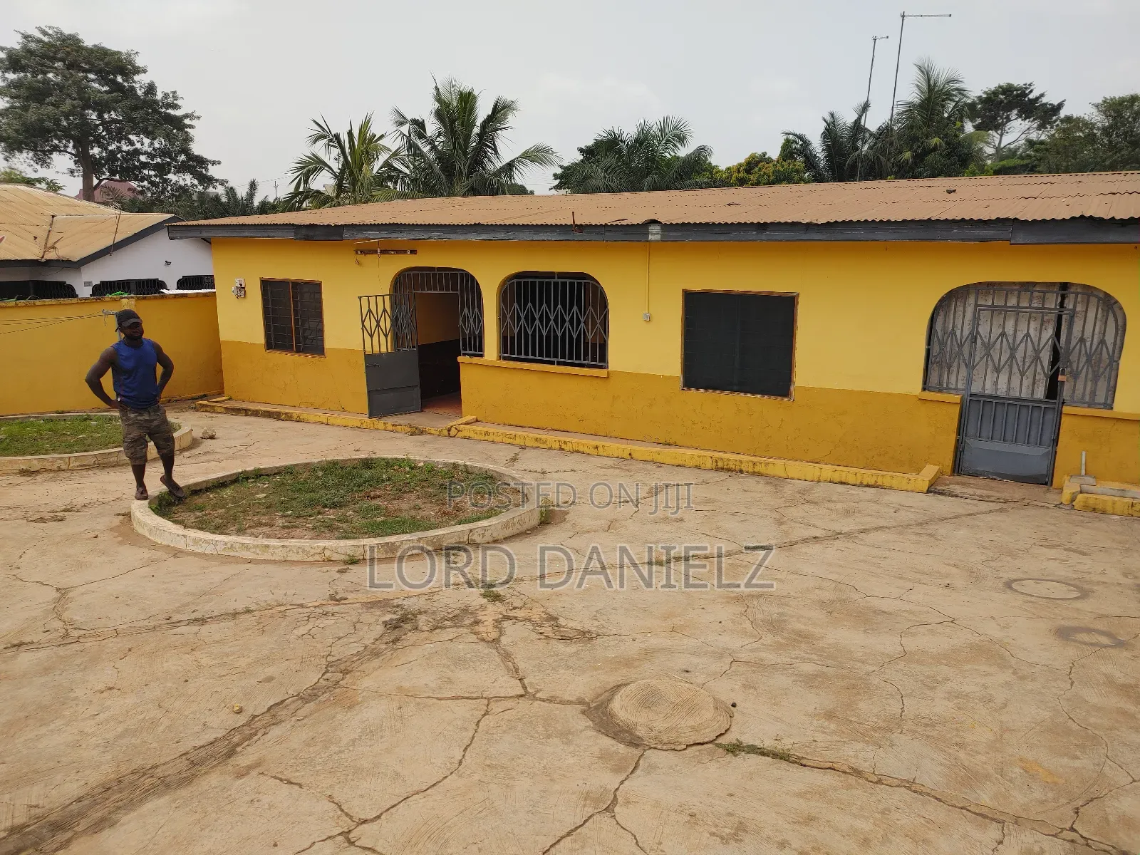 2bdrm Apartment in Kotwi, Kumasi Metropolitan for rent