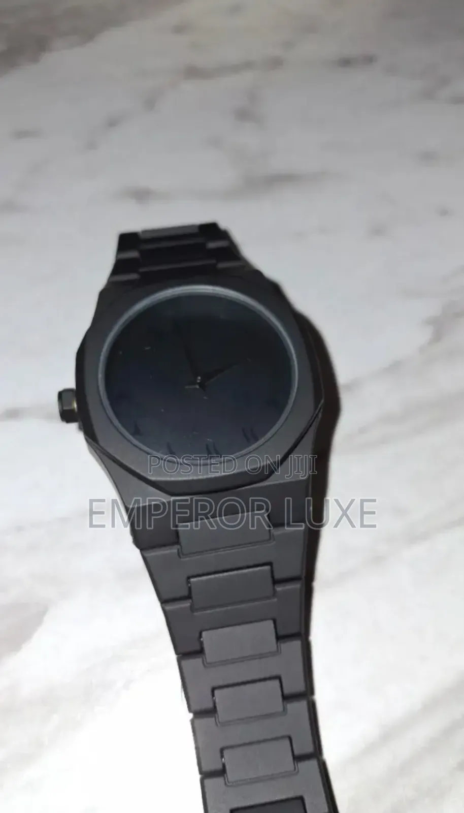 Luxury Men’S Wristwatch – Matte Black Executive Design