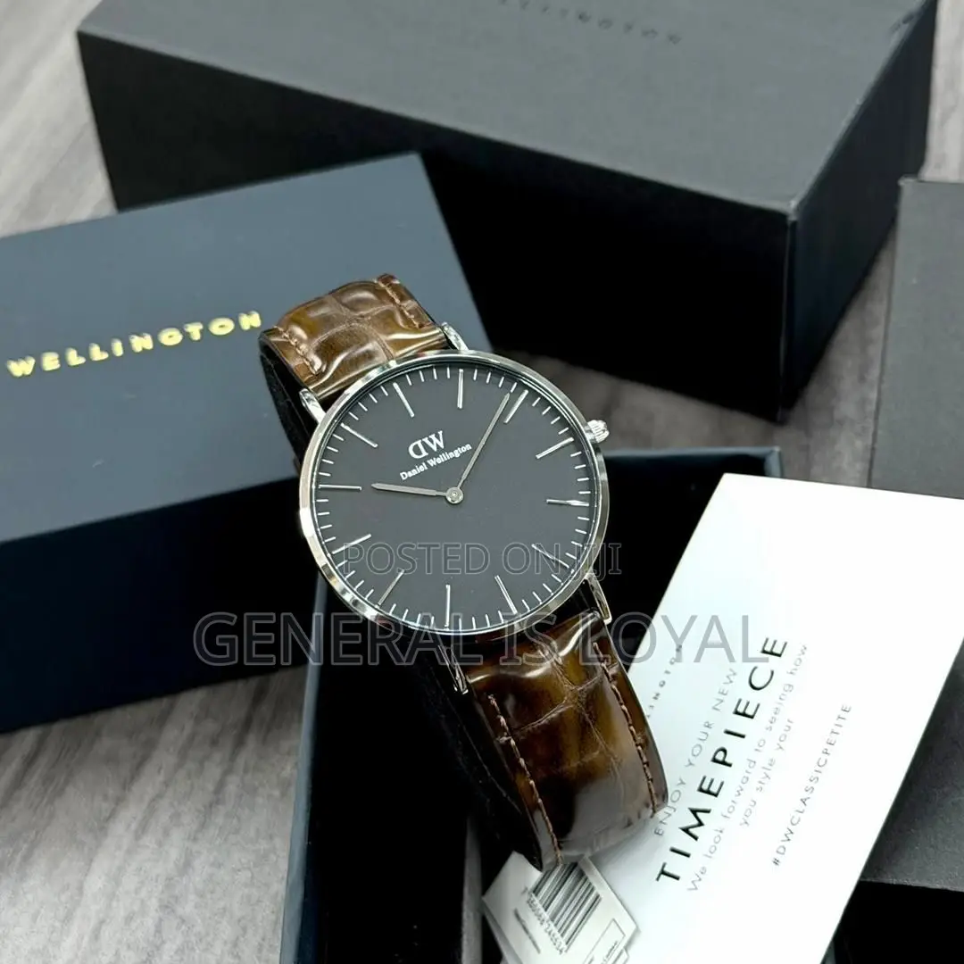 Daniel  Wellington Premium Quality Leather Men’S Watch